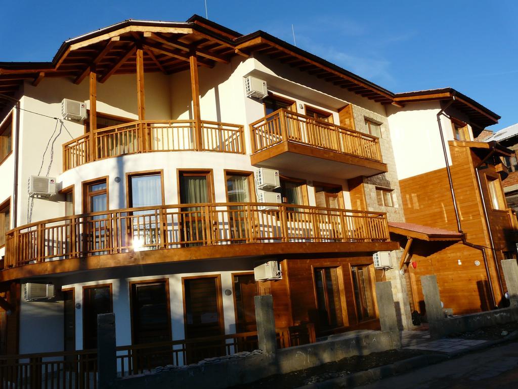 Yuliya Guest House 萨帕雷瓦巴尼亚 外观 照片